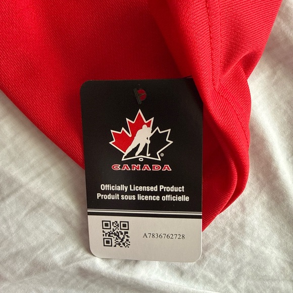 Red Bauer Hockey Jersey with Black Maple Leaf - Picture 7 of 8
